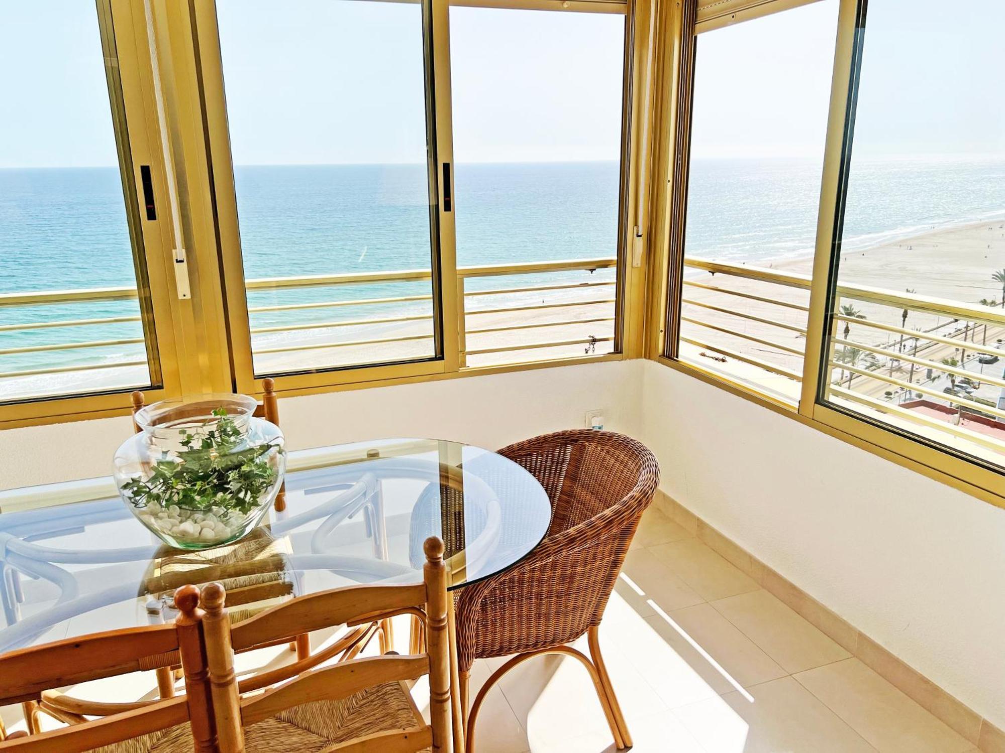 Oasis Frente Al Mar. Parking Gratis Apartamento El Campello Exterior foto