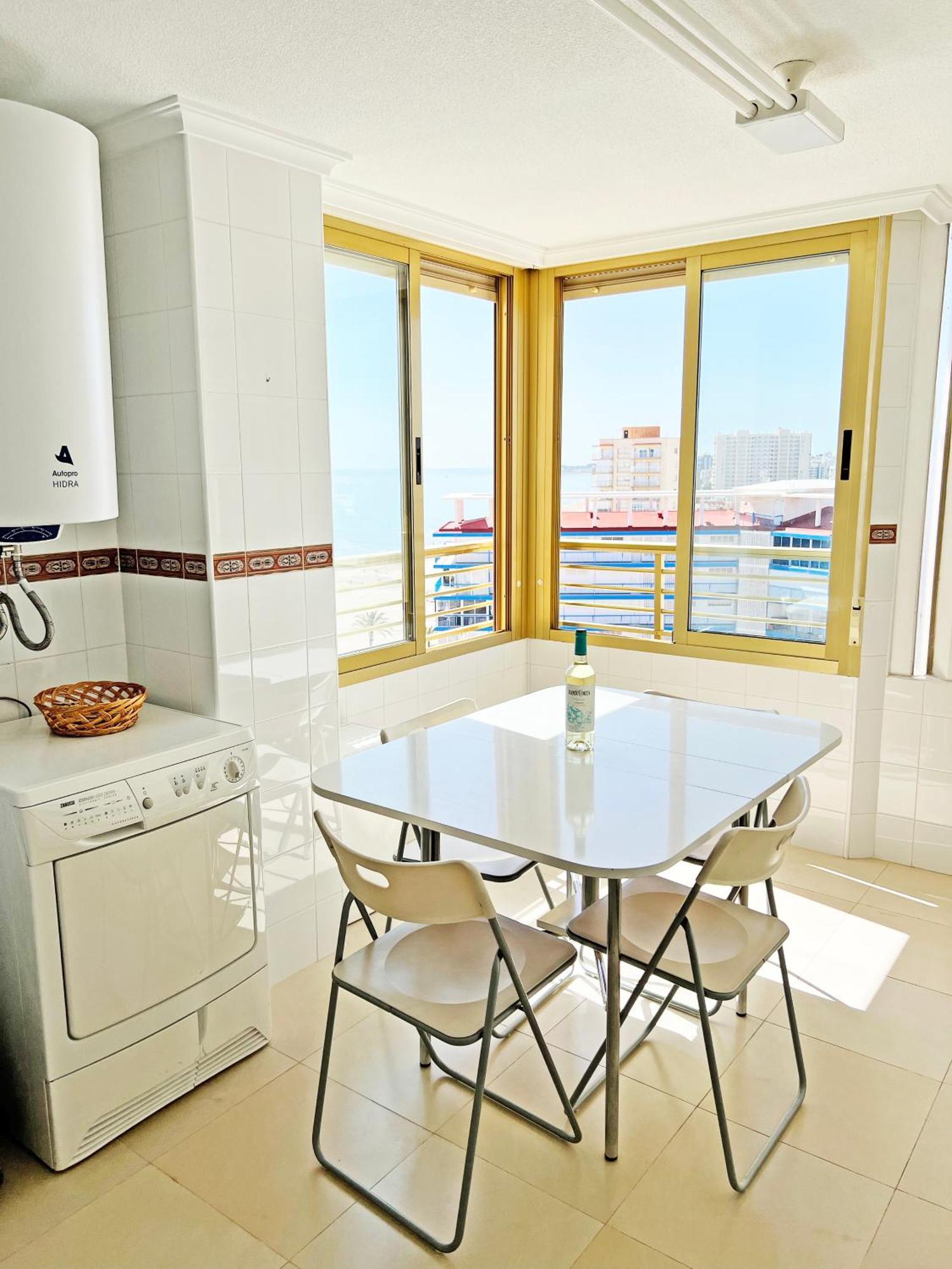 Oasis Frente Al Mar. Parking Gratis Apartamento El Campello Exterior foto
