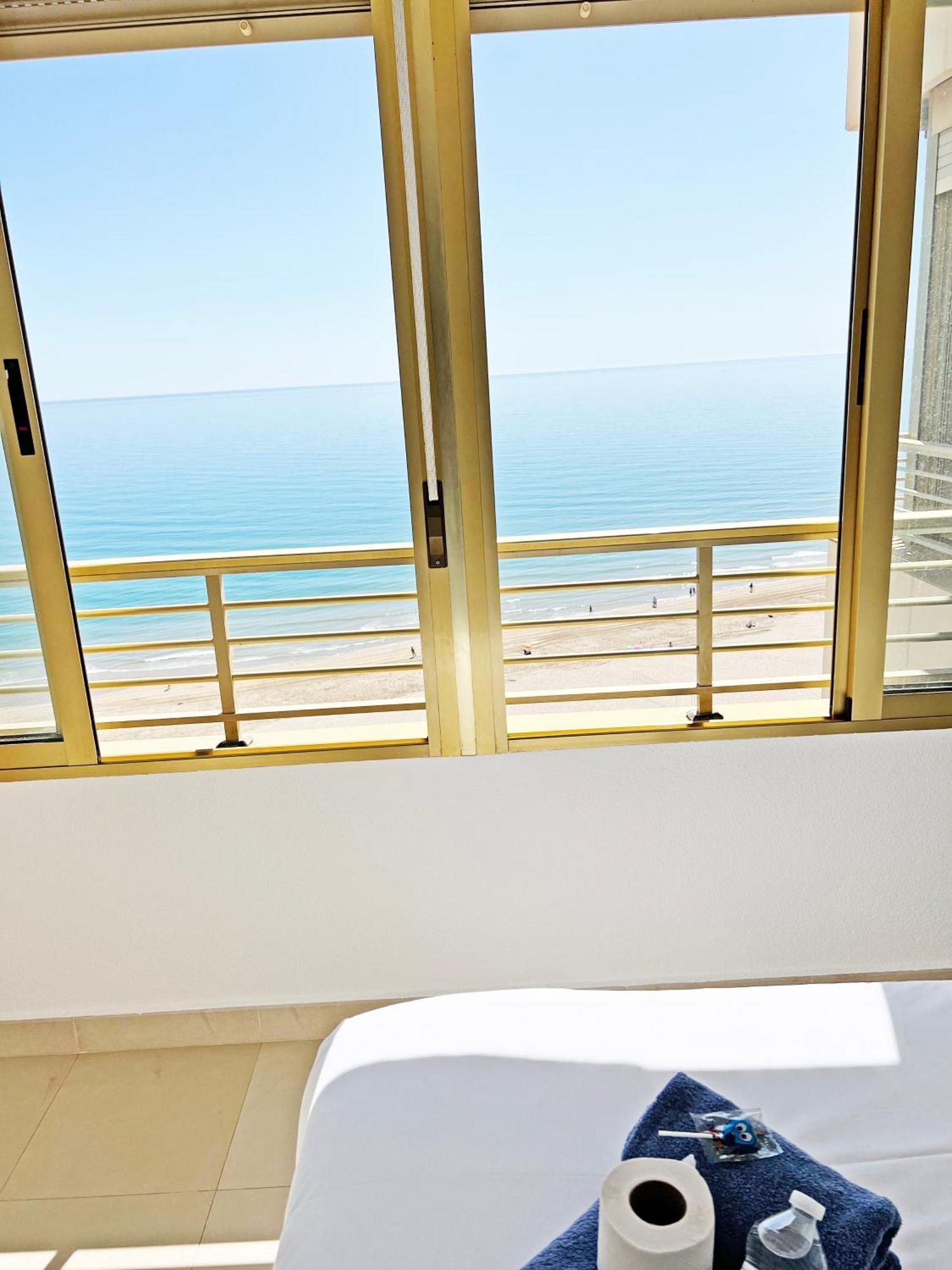 Oasis Frente Al Mar. Parking Gratis Apartamento El Campello Exterior foto
