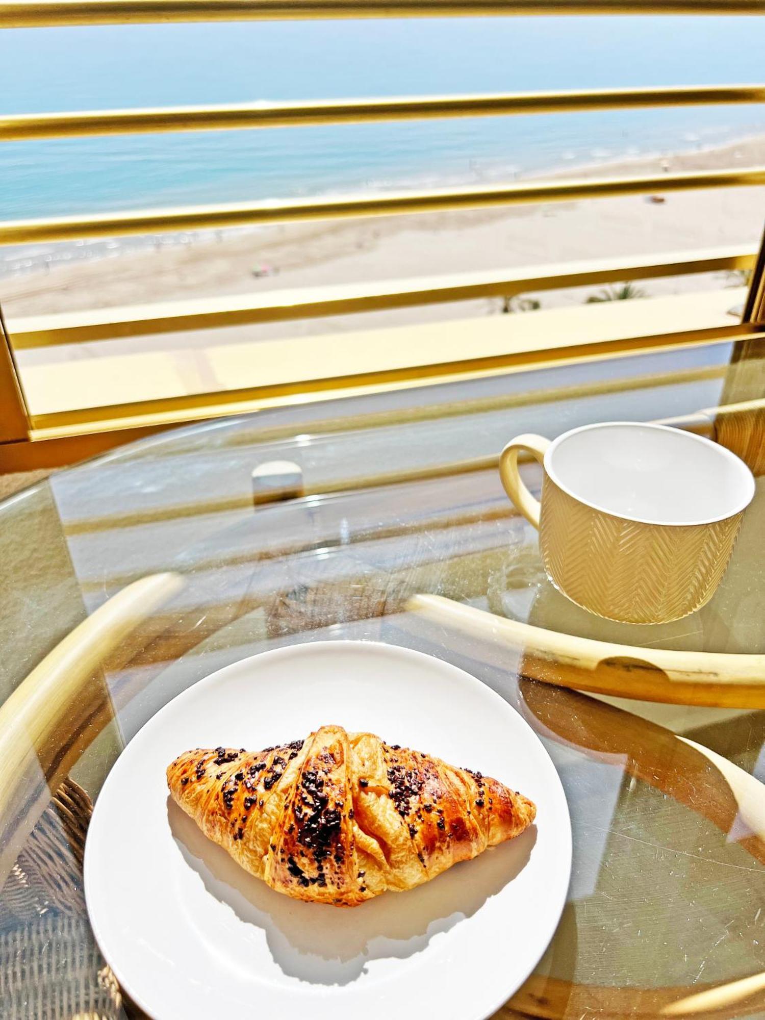 Oasis Frente Al Mar. Parking Gratis Apartamento El Campello Exterior foto