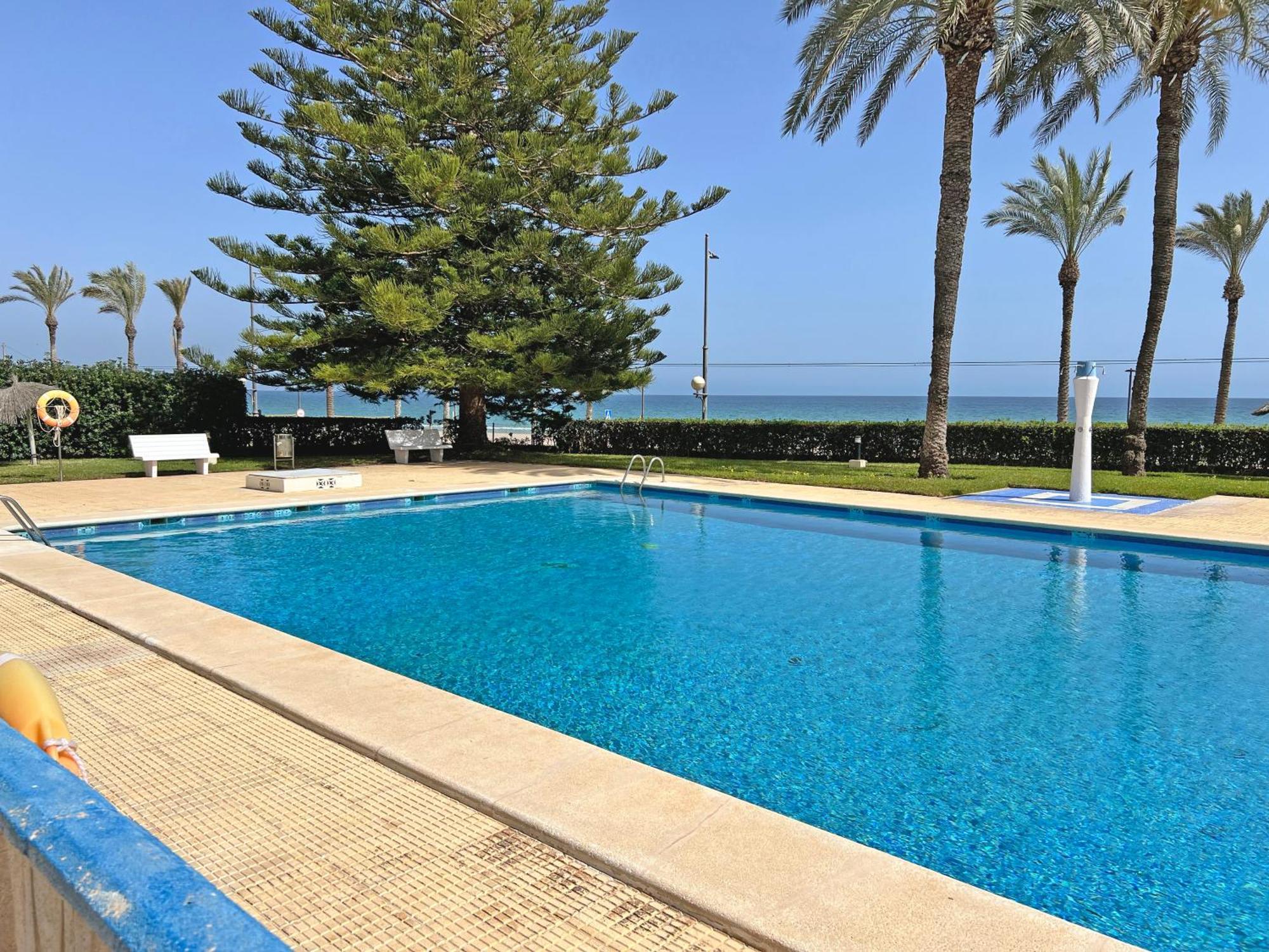 Oasis Frente Al Mar. Parking Gratis Apartamento El Campello Exterior foto