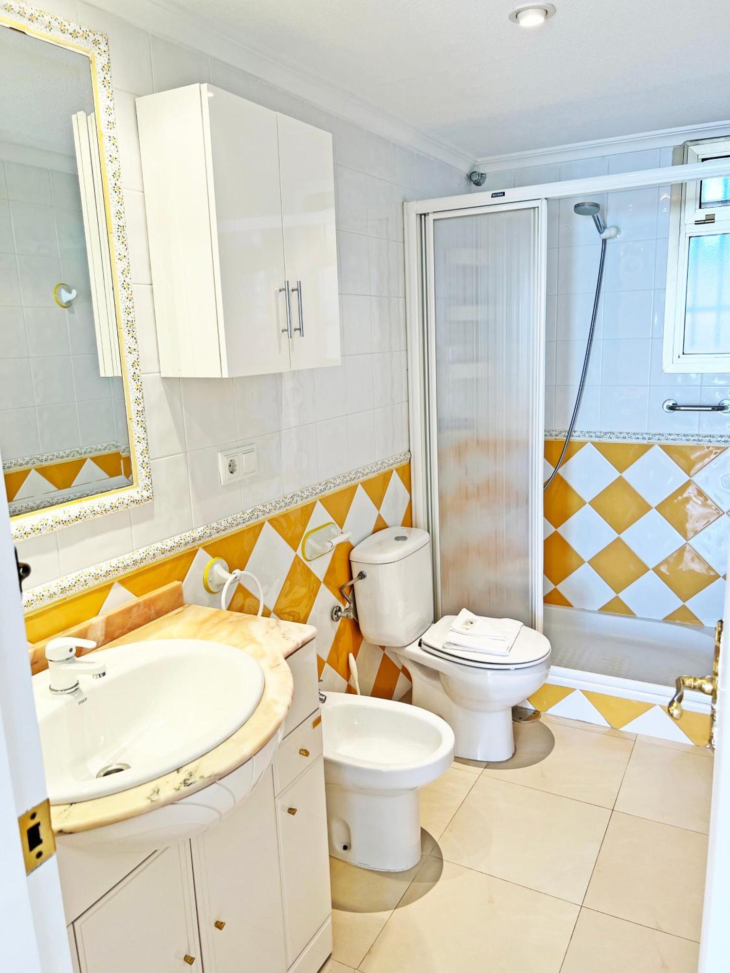 Oasis Frente Al Mar. Parking Gratis Apartamento El Campello Exterior foto