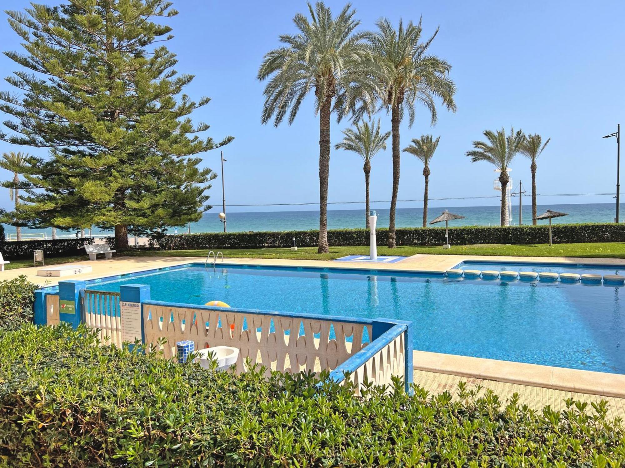 Oasis Frente Al Mar. Parking Gratis Apartamento El Campello Exterior foto