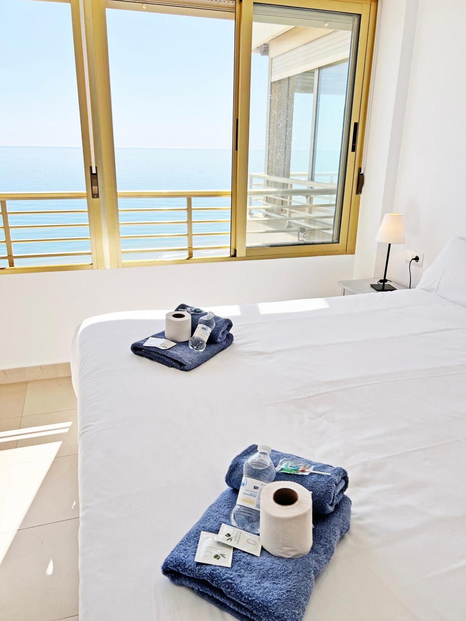 Oasis Frente Al Mar. Parking Gratis Apartamento El Campello Exterior foto