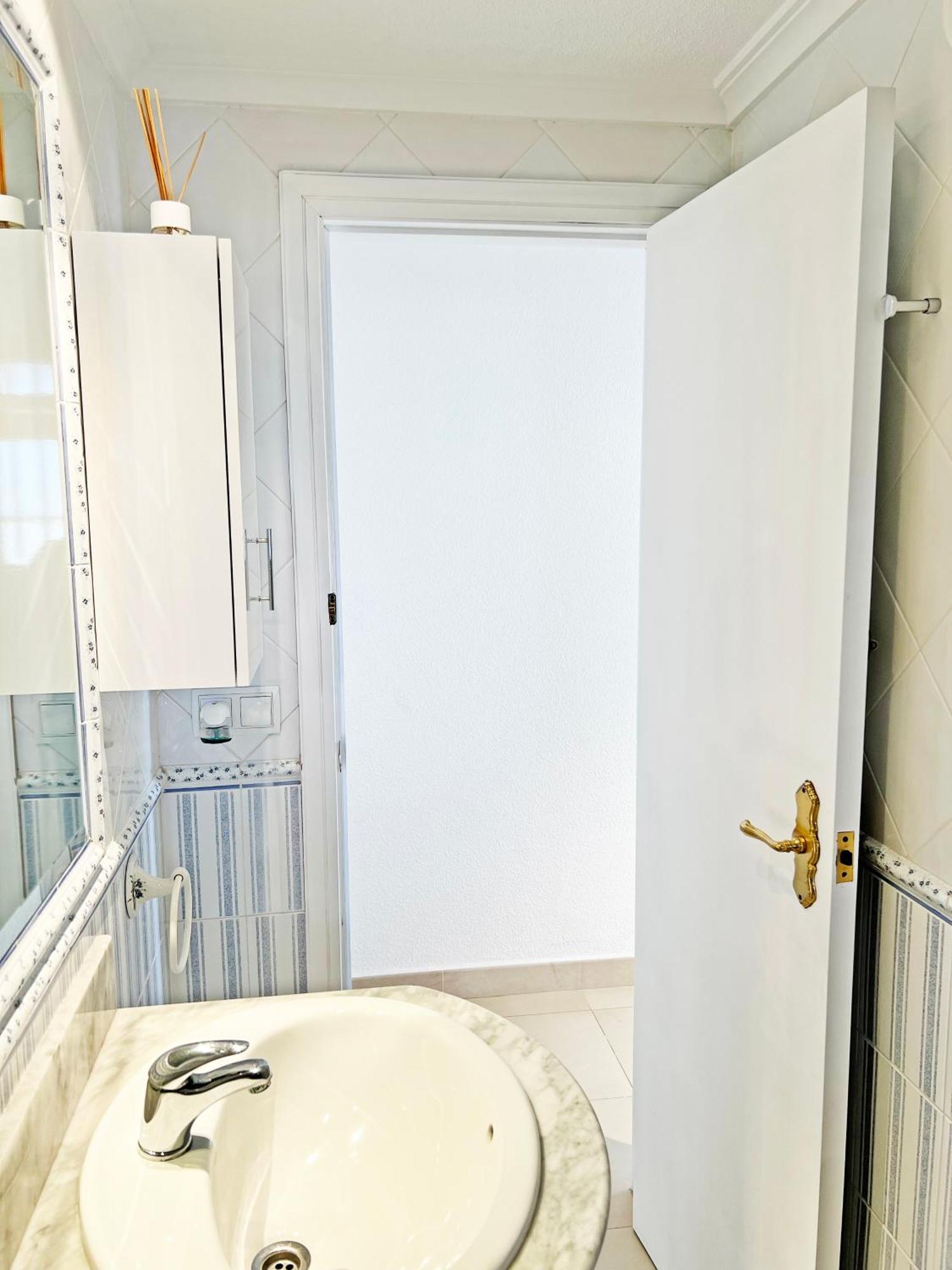 Oasis Frente Al Mar. Parking Gratis Apartamento El Campello Exterior foto